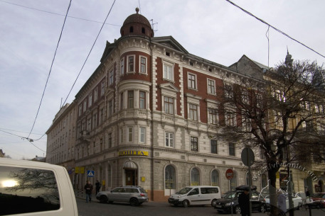 Vul. Valova, 14. An overall view of the building