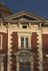 Vul. Valova, 14. A part of the lateral facade
