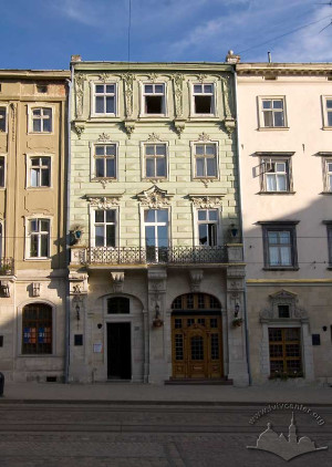 Pl. Rynek, 20 – dawna kamienica Kreizerowska