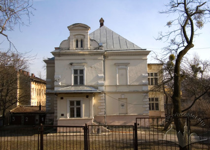 Вул. Котляревського, 1. Південно-західний фасад
