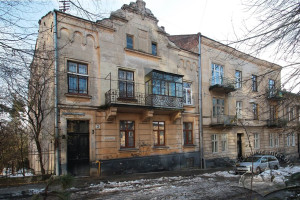 Вул. Котляревського, 3 – житловий будинок