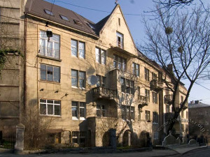 Вул. Котляревського, 12 – житловий будинок