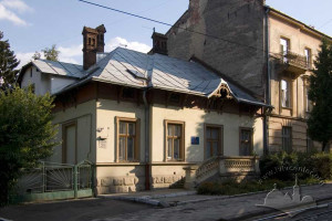 Вул. Генерала Чупринки, 29 – житловий будинок