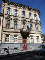 Вул. Лисенка, 9 – житловий будинок