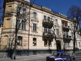 Vul. Lysenka, 17 – residential building