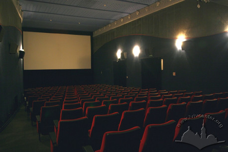 Vul. Kopernyka, 9. The auditorium interior