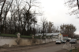 Територія Янівського цвинтаря – передпоховальна каплиця "Бет-Тагора" (не існує)
