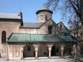 Вул. Вірменська, 7 – cобор Успення Пресвятої Богородиці / Вірменський собор