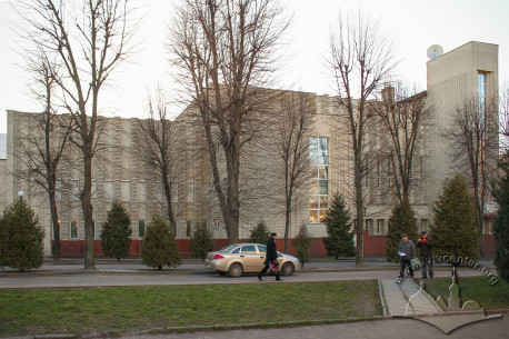 Вул. Федьковича, 54-56. Фасад з боку вулиці Пастернака (східний)