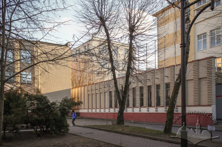 Вул. Федьковича, 54-56.