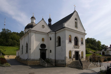 Vul. Khmelnytskoho, 36. A view of the chirch from the northwest