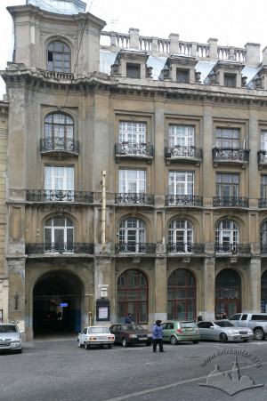 Pl. Henerala Hryhorenka, 5 – cinema (no longer in operation)