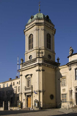 Pl. Muzejna, 3 – dzwonnica dawnego kościoła dominikanów