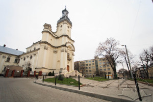 Ul. Terszakiwciw, 9 – dawny kościół sakramentek (obecnie cerkiew Trójcy Najświętszej)