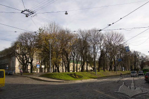 Алеї вул. Підвальної – Винниченка (колишніх Губернаторських валів)