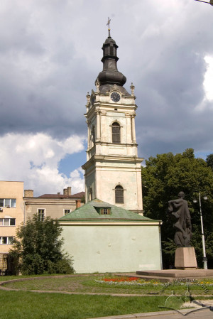 Ul. Kopernika, 40 – Muzeum Rusałki Dniestrowej (dzwonnica dawnej cerkwi św. Ducha)