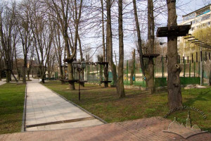 Вул. Горбачевського, 24 – спортивний комплекс "Медик"