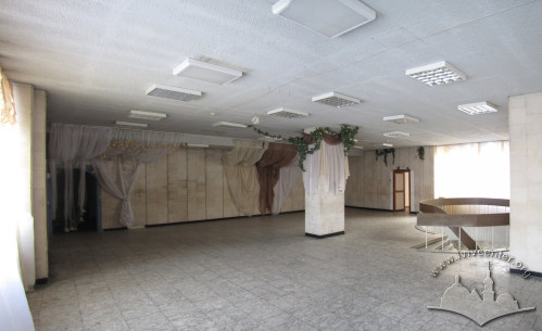 Вул. В. Великого, 2. Хол на другому поверсі видавничо-редакційного корпусу