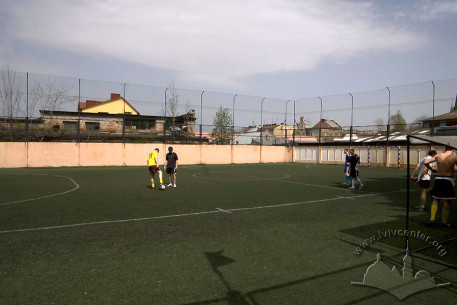 Vul. Fedkovycha, 30-32. The club's stadium.