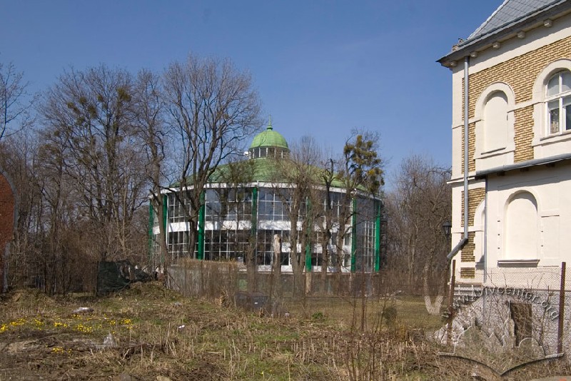 Вул. Самчука, 14 – корпус кафедри фізичної культури Національного ...