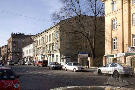 Вул. Городоцька, 44. Вигляд зі сходу