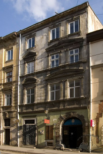 Вул. Руська, 4. Головний фасад будинку