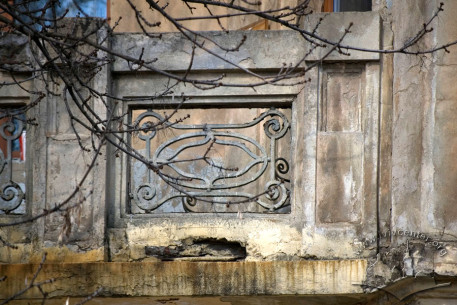 Вул. Шевченка, 24. Огородження балкону 2-го поверху