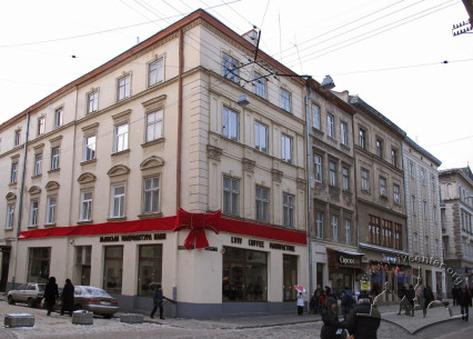 Vul. Halytska, 14. An overall view of the building