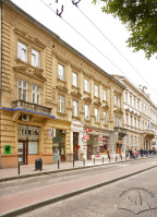 Вул. Січових Стрільців, 17 – житловий будинок