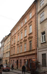Vul. Virmenska, 27. The building's principal facade