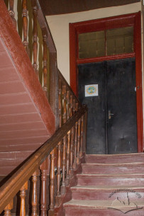 Vul. Lystopadovoho chynu, 26. Staircase in the northern side wing