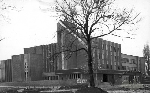 Building in 1938 (Narodowe Archiwum Cyfrowe, #1-G-2931)