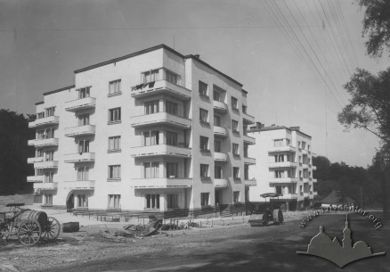 The newly built complex in late 1920s (from the Narodowe Archiwum Cyfrowe, #1-U-3590)