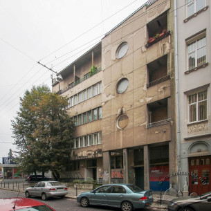 Вул. Герцена, 5. Головний фасад