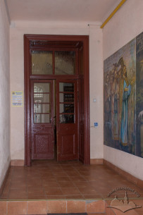 Vul. Vynnychenka, 1. Entryway