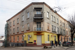 вул. Марка Вовчка, 24