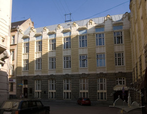 Вул. Нижанківського, 5