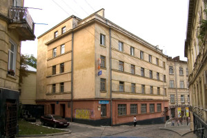 Вул. Мулярськa, 2а
