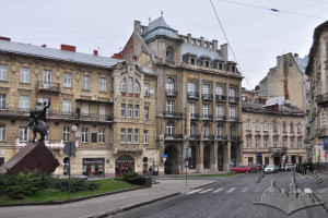 Пл. Генерала Григоренка, 5