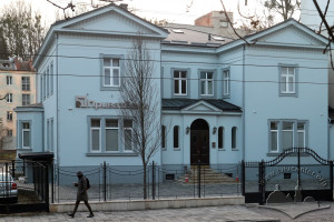 Вул. Вітовського, 35 – житловий будинок