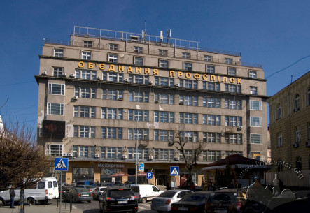 Просп. Шевченка, 7. Вигляд з півдня