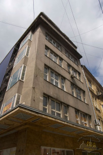 Просп. Шевченка, 7. Вигляд з південного сходу