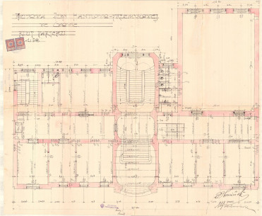 A later, corrected version of the ground floor plan (1911)