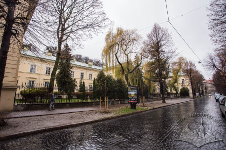 Vul. Stefanyka, 2.