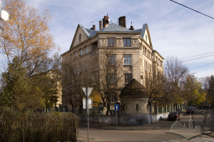 Ul. Kotlarewskiego, 67 – budynek mieszkalny