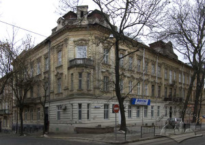Ul. Neczuja-Lewickiego, 23 – budynek mieszkalny