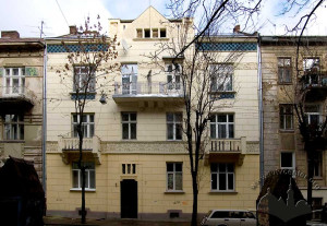 Ul. Bohuna, 7 – budynek mieszkalny