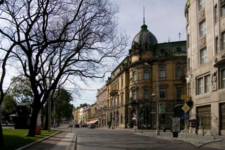 Prosp. Svobody, 15. A view from the north