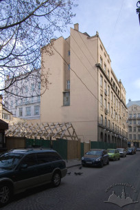 Vul. Kopernika, 4. A view from vul. Bankova