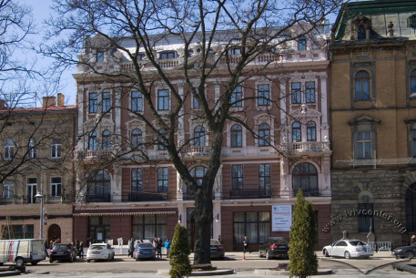 Prosp. Svobody, 13. A view of the building's principal facade